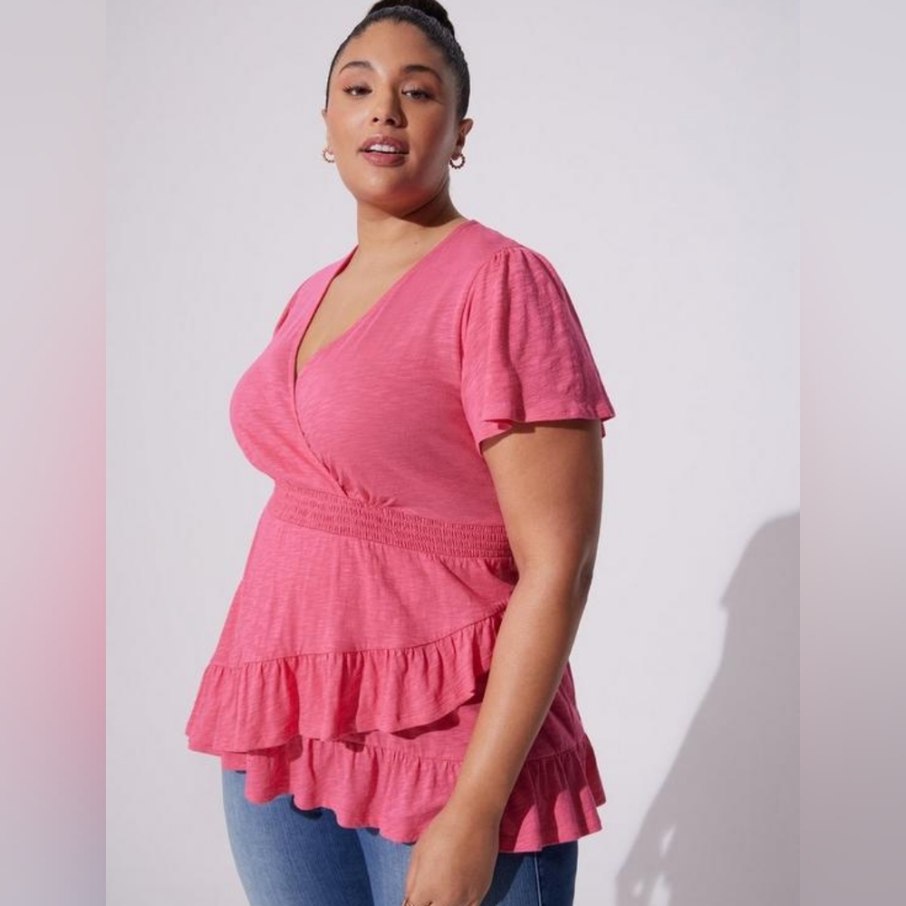⭐ Torrid Pink Faux Wrap Top - size 0x / L - NWT